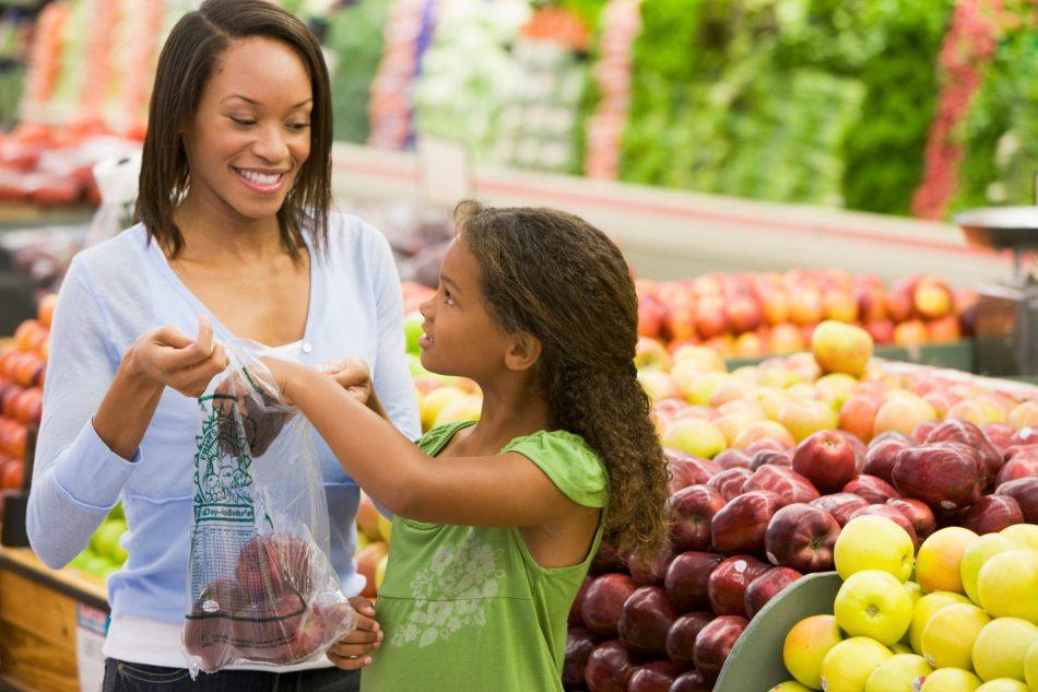 Focus On Fresh: Healthy Back-To-School Eating Starts In Produce Dept. Focus On Fresh: Healthy Back-To-School Eating Starts In Produce Dept.